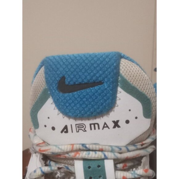 Nike Boy's Air Max Genome White Blue DM7600 100 Fashion Shoes Size 7Y - Picture 7 of 14